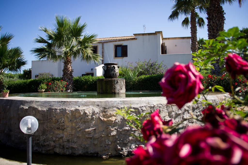 Case Vacanza Torre Lupa Marsala Exteriör bild