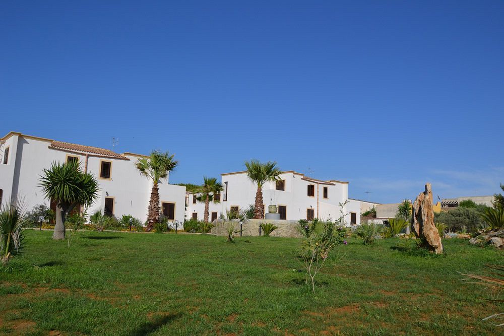 Case Vacanza Torre Lupa Marsala Exteriör bild